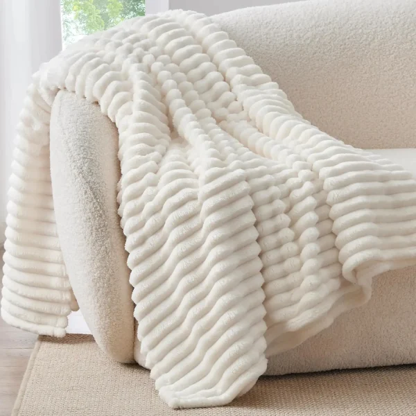 ROSEKIND Blankets